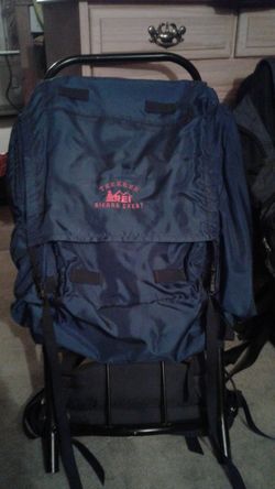 Back pack REI Trekker Sierra Crest