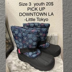 SNOW BOOTS / pick up downtown LA Little Tokyo area
