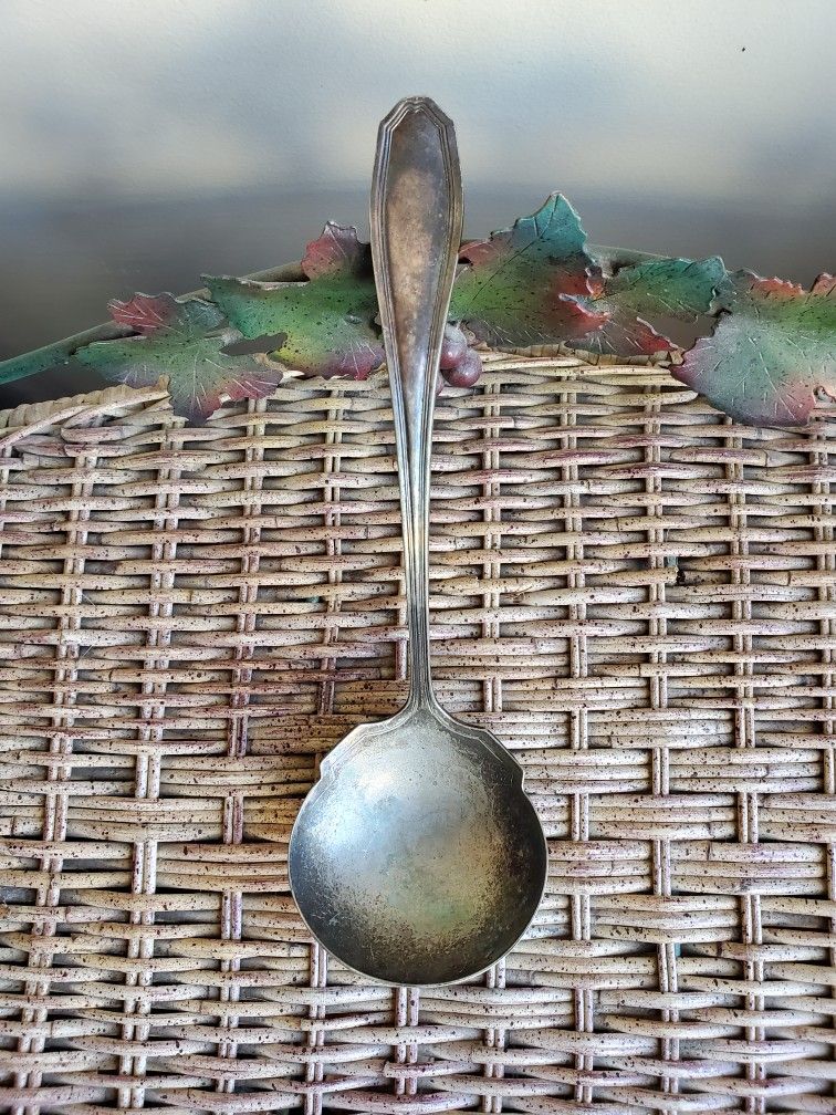 Antique Silver Plate WM AND ROGERS AND SONS AA LADLE