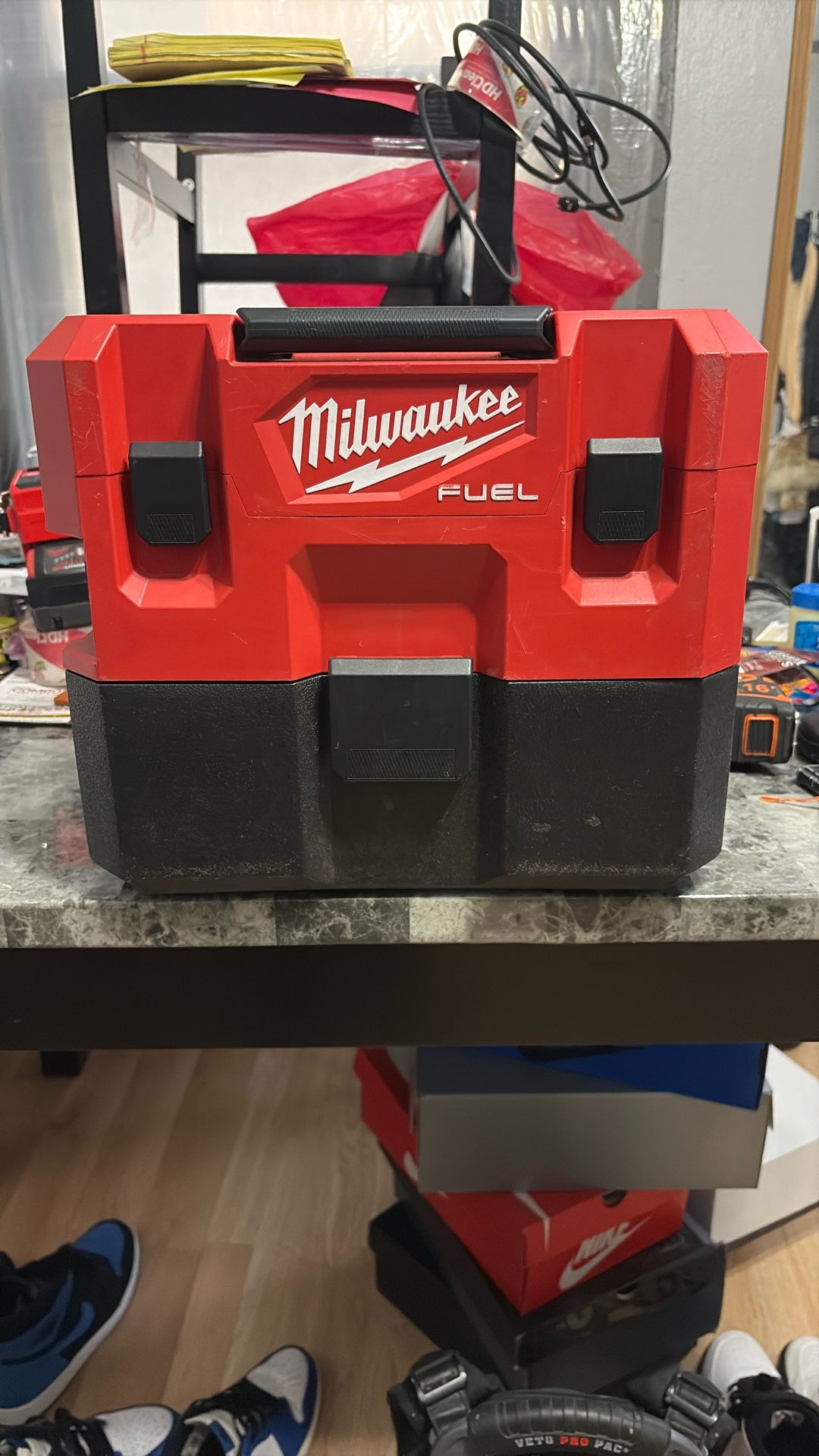 Milwaukee Fuel M12 Vacuum