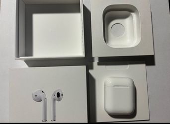 Earbuds with Case, Box,Cable (not working, for parts)