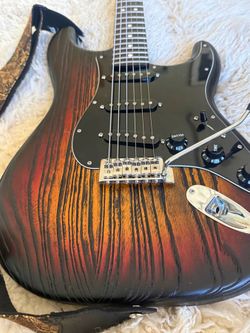 Fender USA Stratocaster – Sweetwater Exclusive Sandblasted