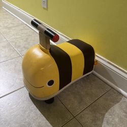 Wooden Bee Ride-On Toy for toddlers