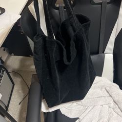 black tote bags