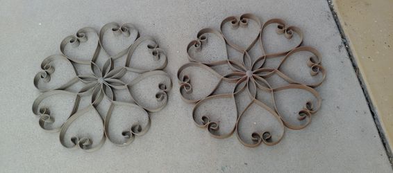 Heart-shaped wall art