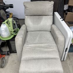 Recliner 