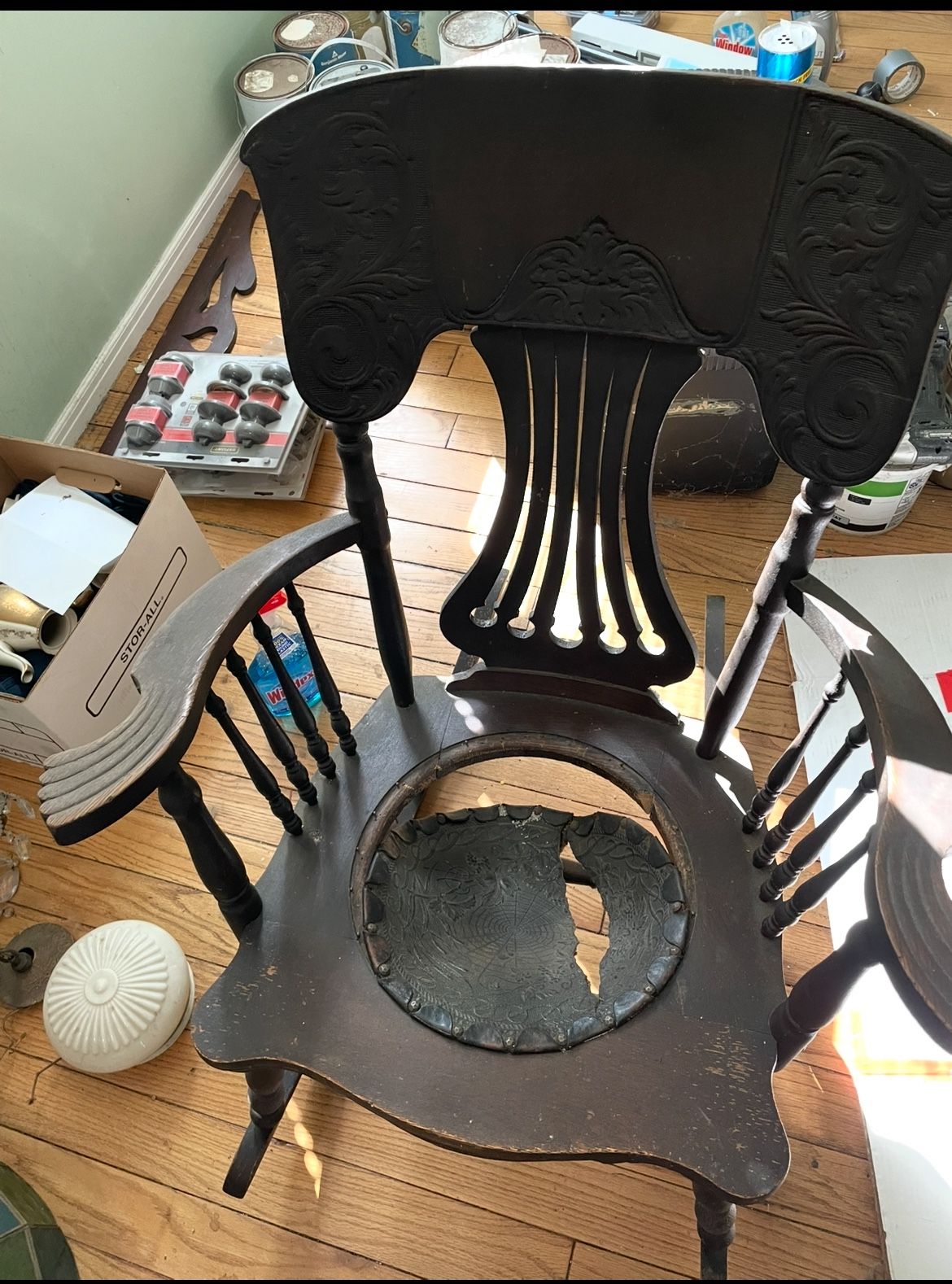 Antique Rocking Chair 