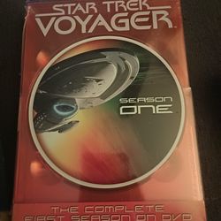 Star Trek Voyager Season 1 DVD Set Brand New Sealed