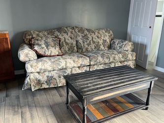 Vintage SCHNADIG Sofa Set – Matching Traditional Floral Furniture