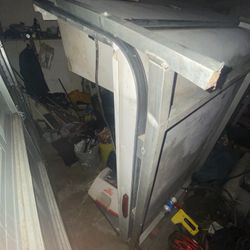 Ford F150 Cabin (missing Back Door) 