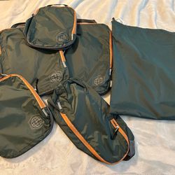 TRIPPED Travel Gear Compression Packing Cubes - 6 Piece Set