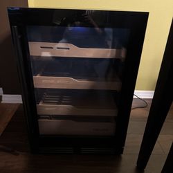 Newair 1500 Ct Humidor