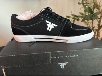 Fallen Patriot Size 13