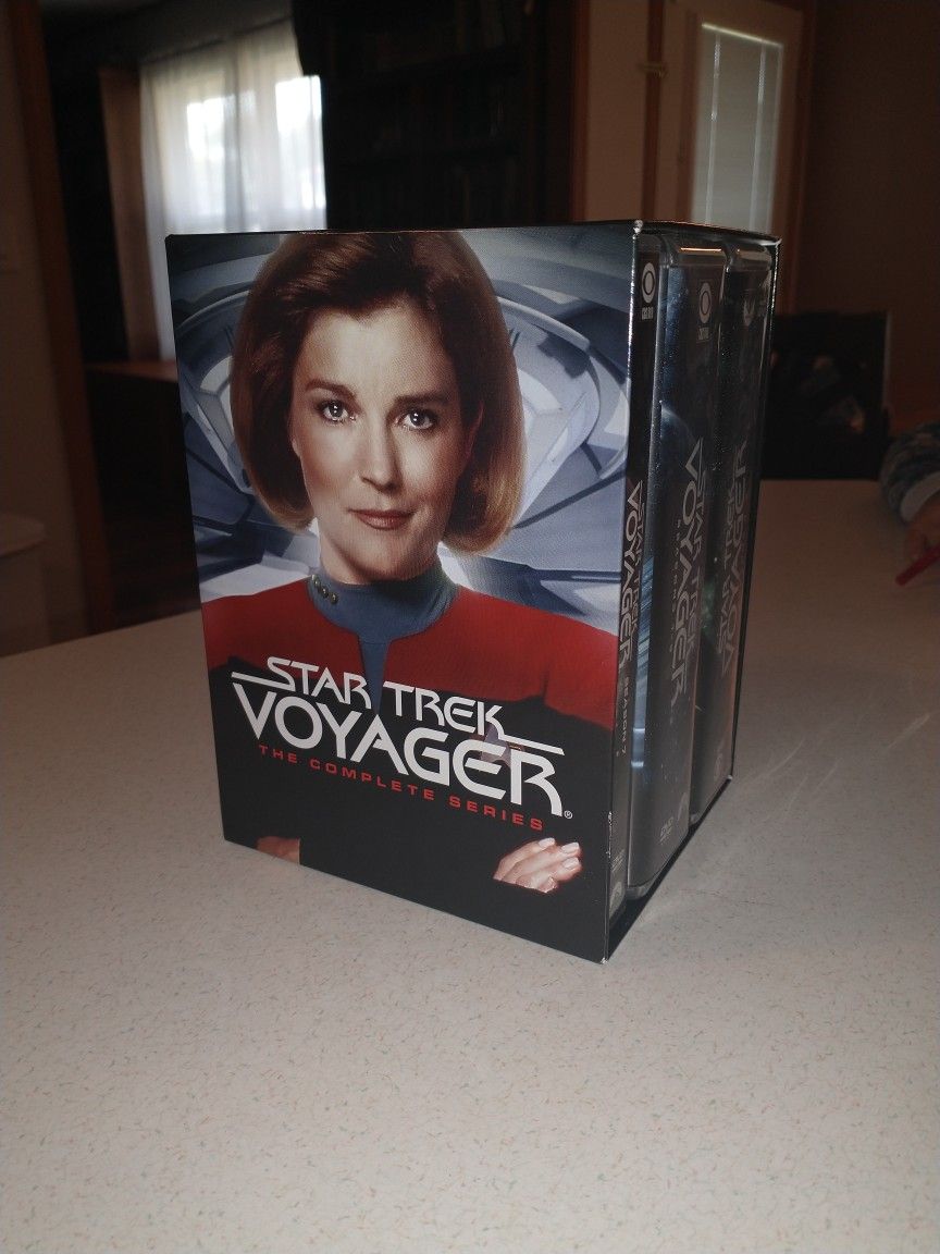 Star Trek Voyager: The Complete Series DVD Box Set