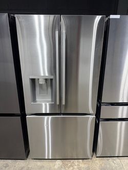 New open box LG 33 in. W. 20 cu.ft. Smart 3-Door French Door Refrigerator Counter Depth MAX in Stainless Steel with Dual Ice Makers