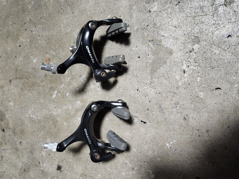 Nice Set Of Complete Road Bike Tektro Brakes