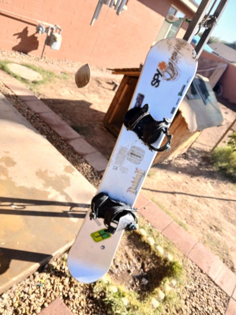 Snowboard