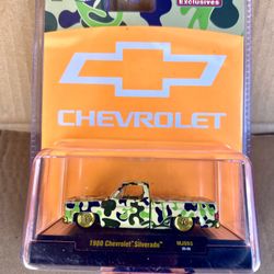 M2 Machines Chase Chevrolet Silverado