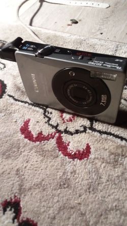 Canon Digital Camera/ Video recorder 7.1 mega pixels