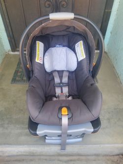 Chicco infant car seat and base Expires 2028