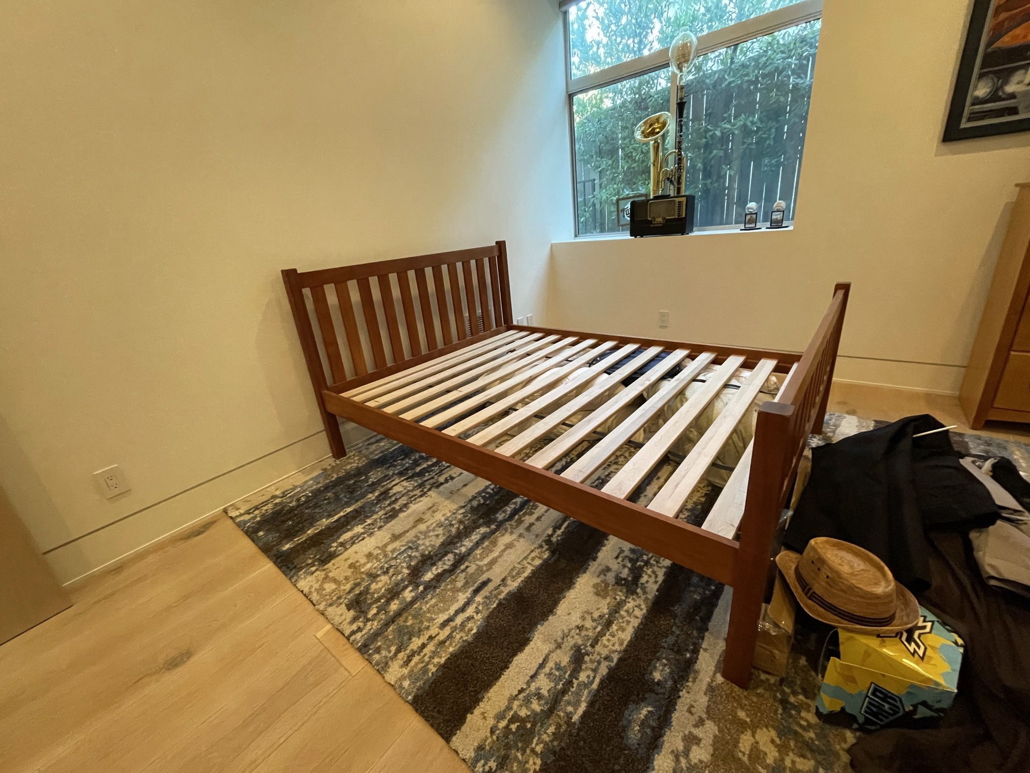 4 Piece Bedroom Set—Pickup In Sherman Oaks