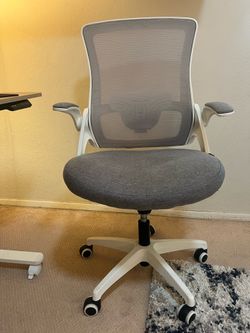 Desk chair