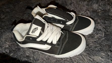Vans knu school shoes