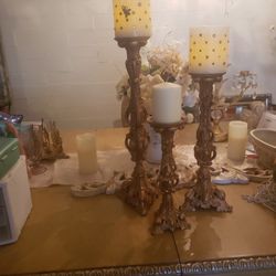 Battery Candles With Gold Medal Stand