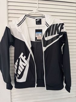 Nike boy jacket size M