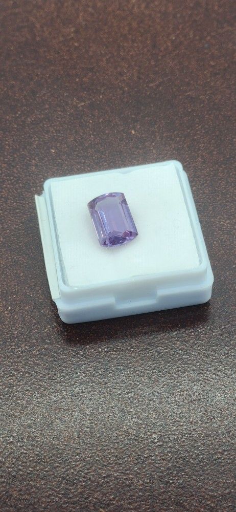 4.25 Cts Natural Color Changing Sapphire | Cut Loose Gemstone Heated. Certification Card Included