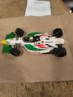 1:18 UT model #36 Reynard Toyota driven by Alex Barron