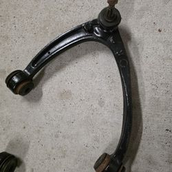 2012 SILVERADO UPPER CONTROL ARMS 