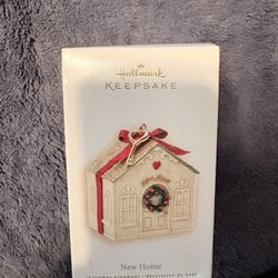 Hallmark Keepsake Christmas Ornament New Home