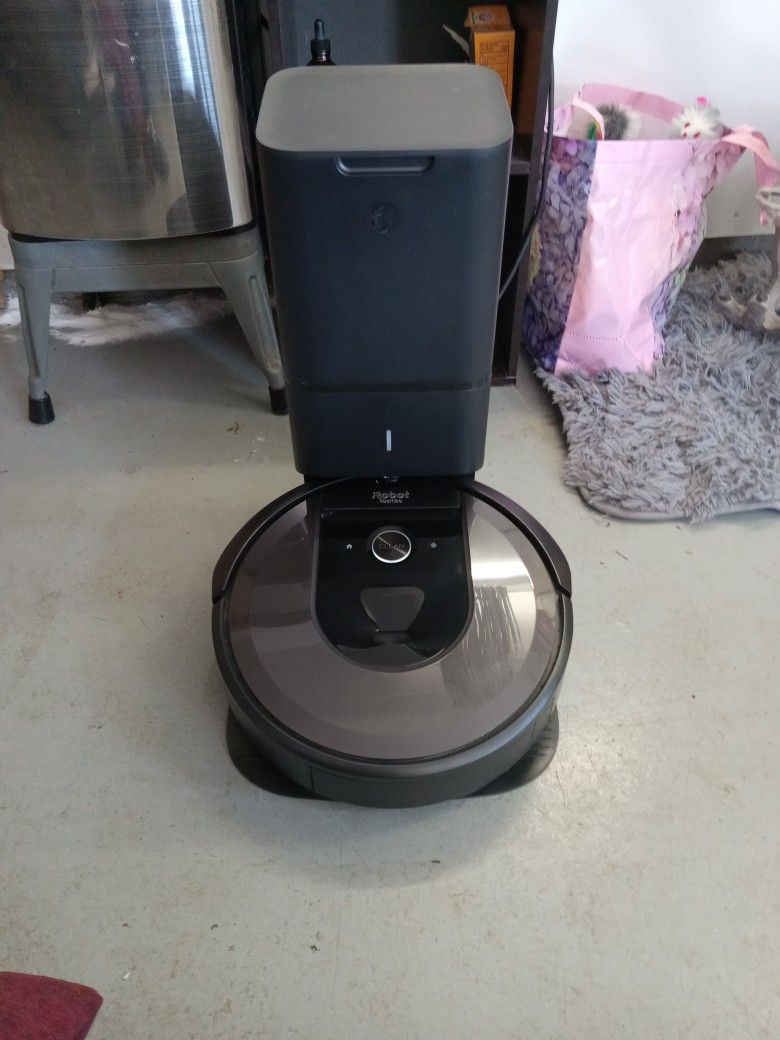 I robot Roomba I7