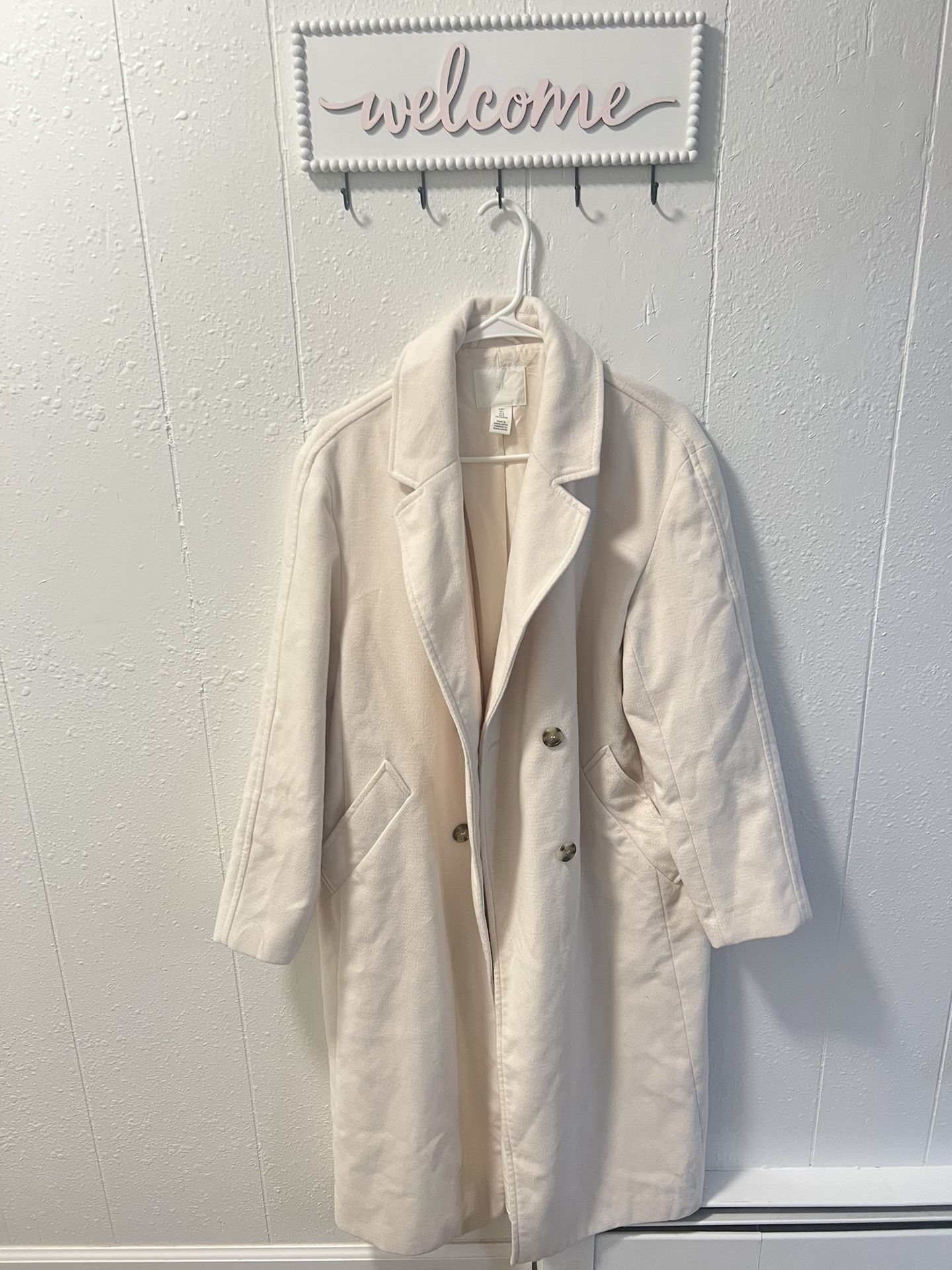 Women’s large cream long coat trendy