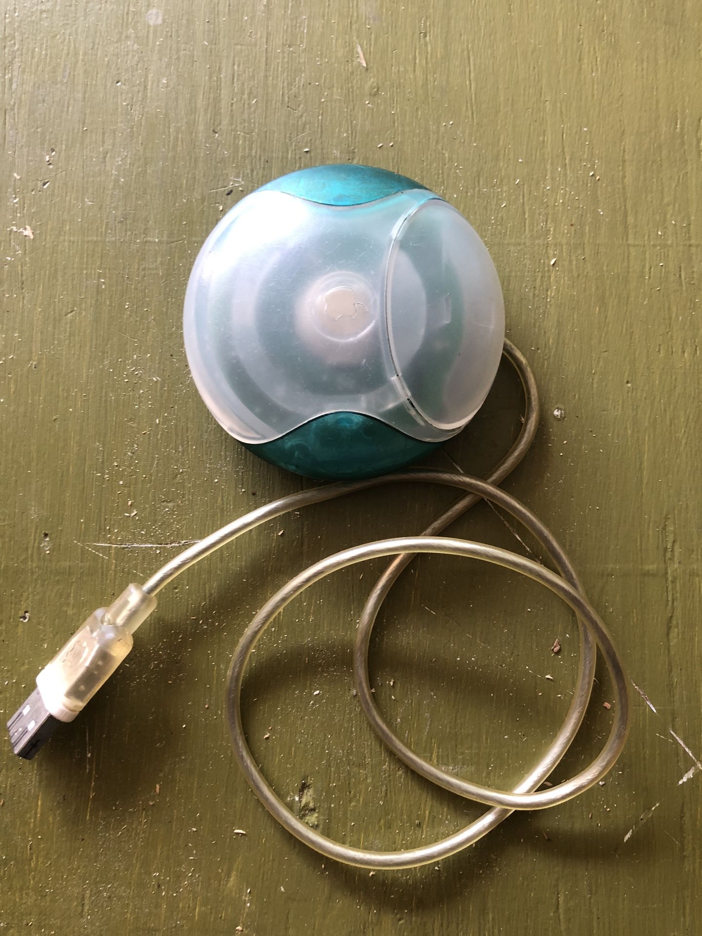 Vintage iMac hockey puck mouse Apple M4848 USB wired blue teal