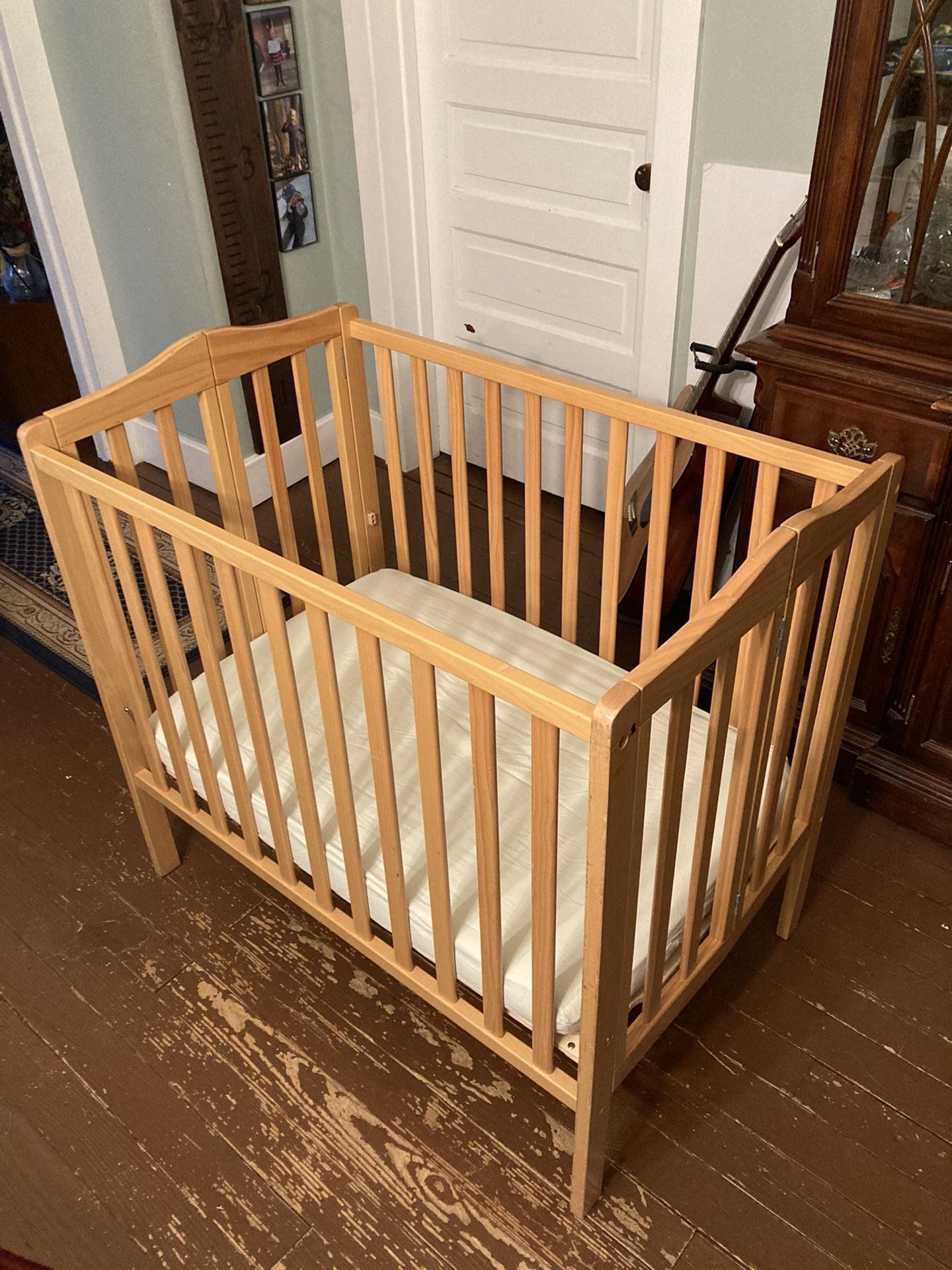 Delta Portable Crib
