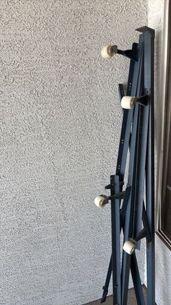 Adjustable bed frame