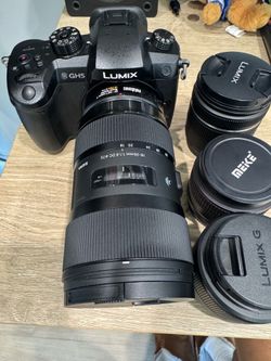 LUMIX GH5