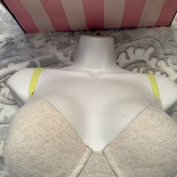 Victoria’s Secret pink 36 D ❤️