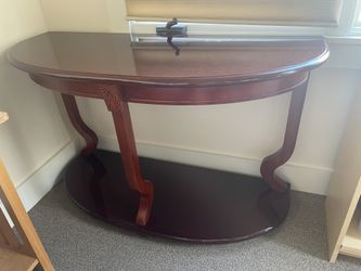 Semi-circle Buffet Table