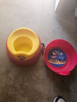 Toddler potty training, toilet chair