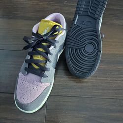 Women Sneakers 
