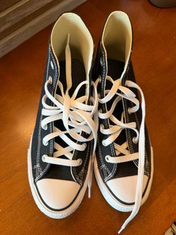 Converse Chuck Taylor High Top Sneakers