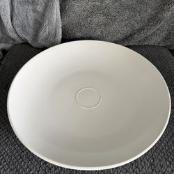 Emeril by the member of Wedgwood group large serving bowl- 14 inches 