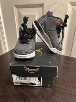 New-Toddler Jordan 3 Retro, Size 4C