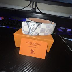 Louis vuitton belt