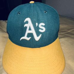 New Era Oakland Athletic’s Baseball On-Field Cap 7 1/4