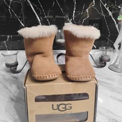 UGG Mini Boot Baby 