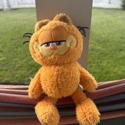 Garfield Plush $7